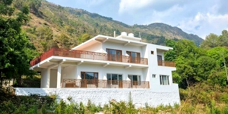 Blessed Aura — the six-room boutique homestay in Bhimtal, Kumaon